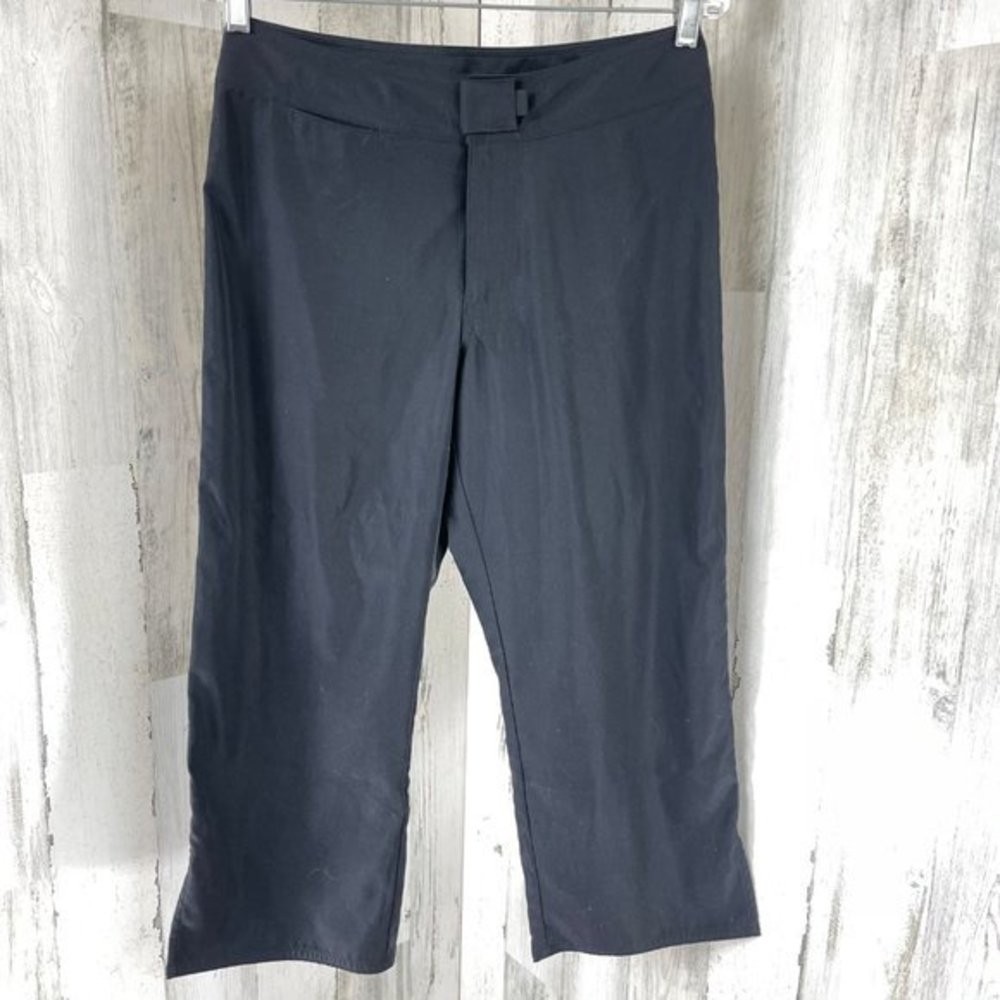 Patagonia Women's Black Capri Soft Hook and Loop Closure Lightweight Pants Sz 6